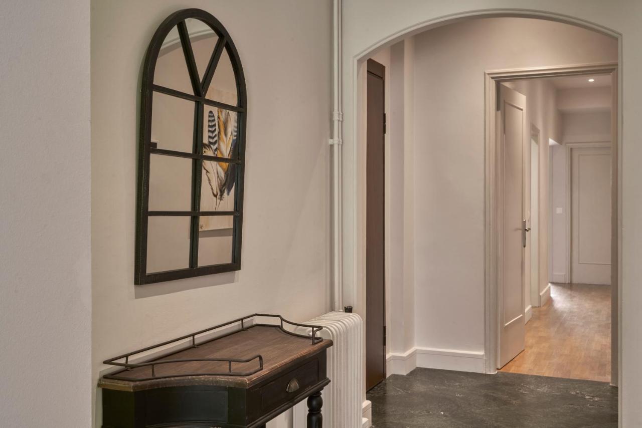 Chic N Bright 3Bd Apt With Hilton View Atenas Exterior foto