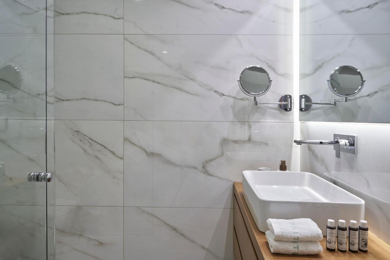 Chic N Bright 3Bd Apt With Hilton View Atenas Exterior foto